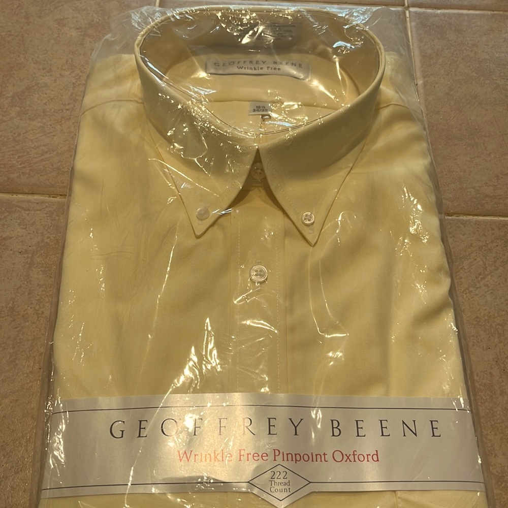 Soft Yellow Geoffrey Beene 👔 bundle deal in listing